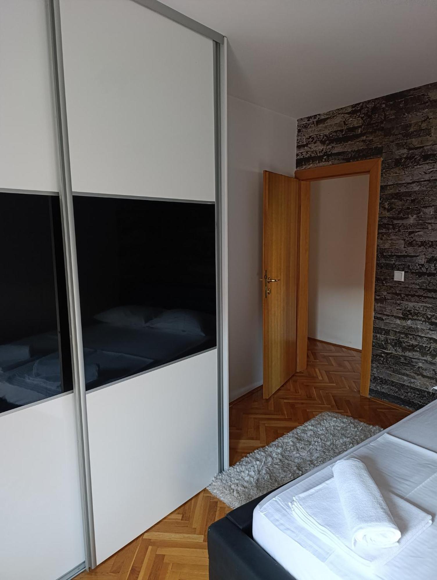 Dream View Apartments Мостар Экстерьер фото
